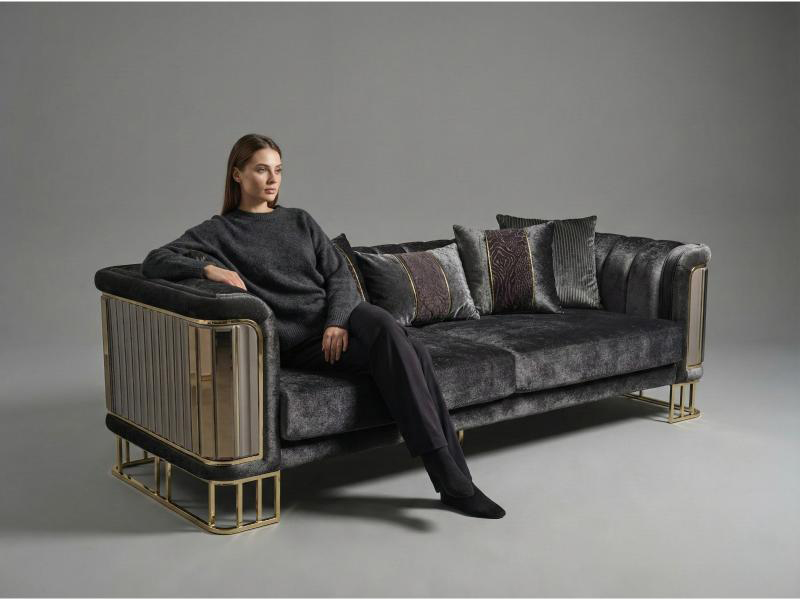 Luxori Sofa Set