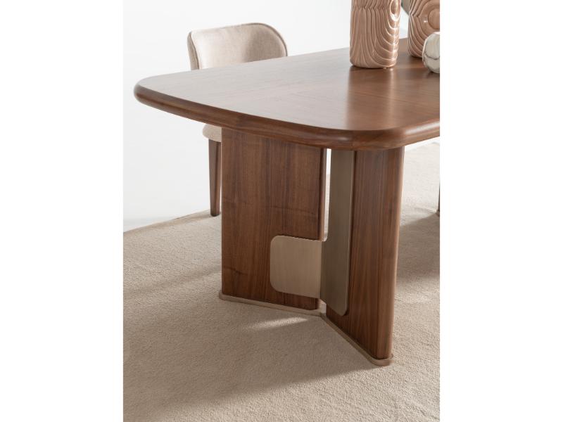 Eva Dining Room
